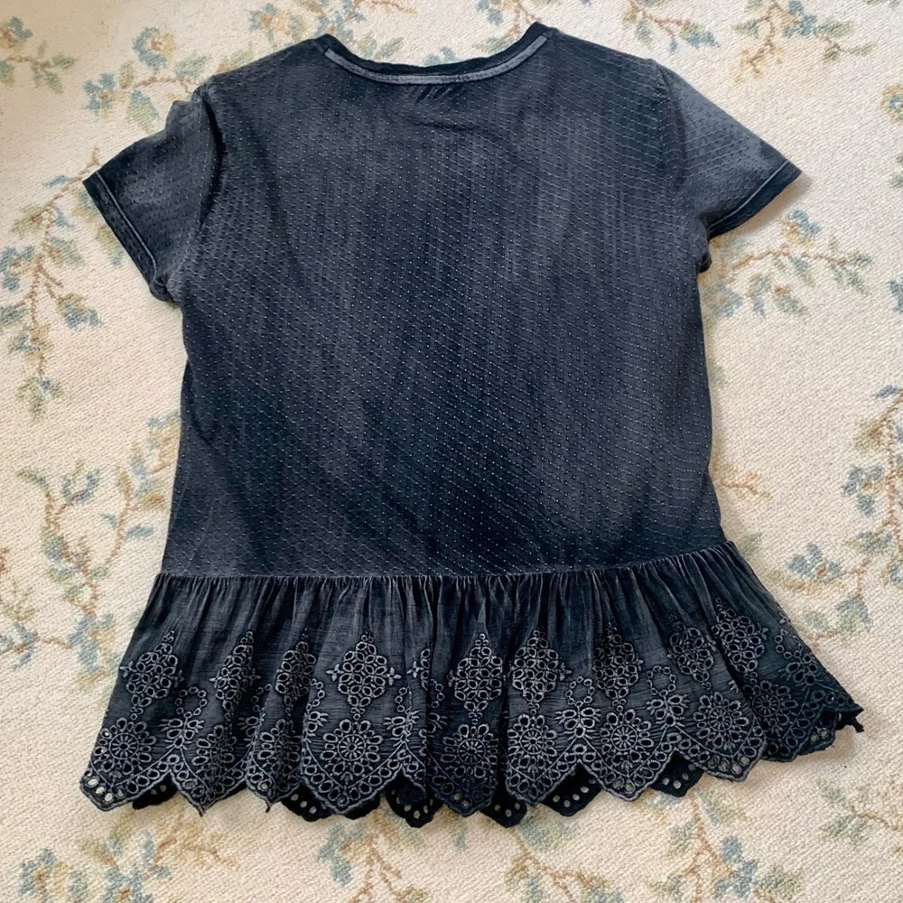 ALICE +OLIVIA Washed Pointelle Ruffled T-Shirt - Picture 3 of 7